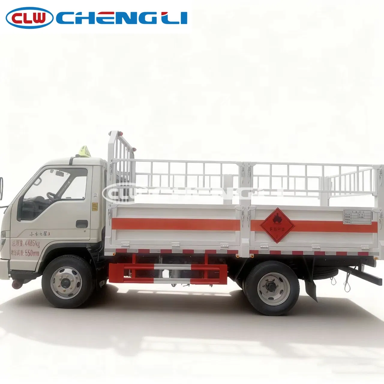 Gas cylinder delivery open-body truck - vehicle photograph 1